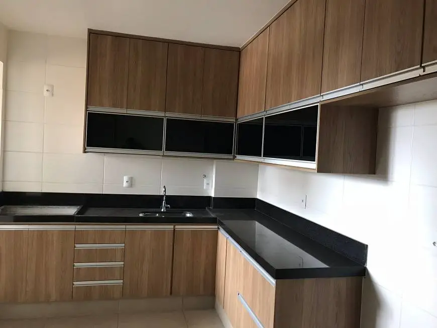 Foto 3 de Apartamento com 3 Quartos à venda, 94m² em Nossa Senhora Aparecida, Uberlândia