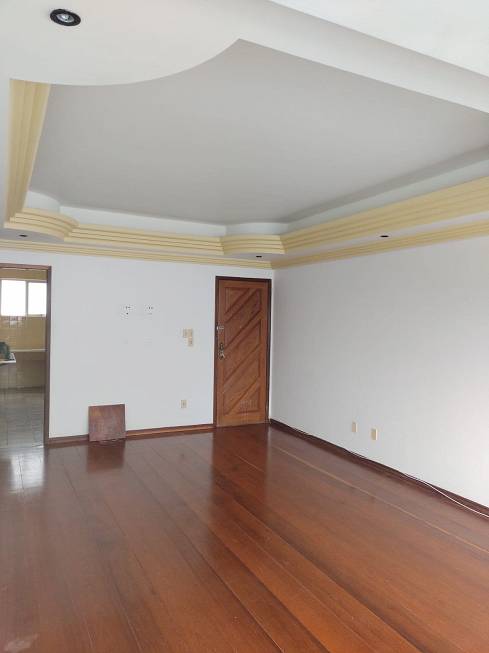 Foto 1 de Apartamento com 4 Quartos para alugar, 145m² em Brotas, Salvador
