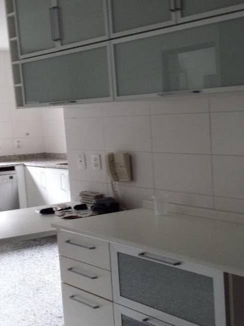 Foto 4 de Apartamento com 4 Quartos para venda ou aluguel, 440m² em Panamby, São Paulo