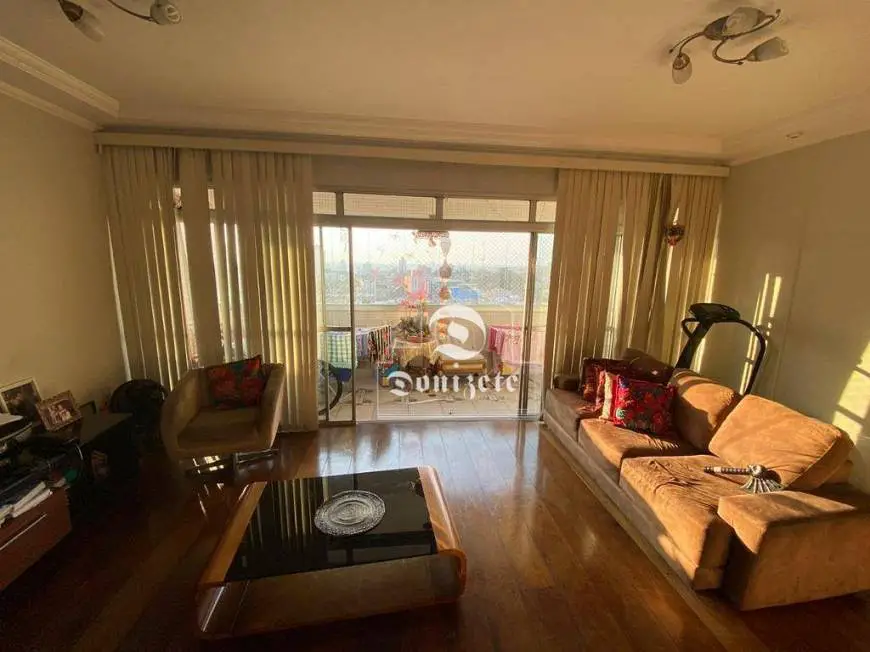 Foto 1 de Apartamento com 4 Quartos para venda ou aluguel, 160m² em Vila Bastos, Santo André