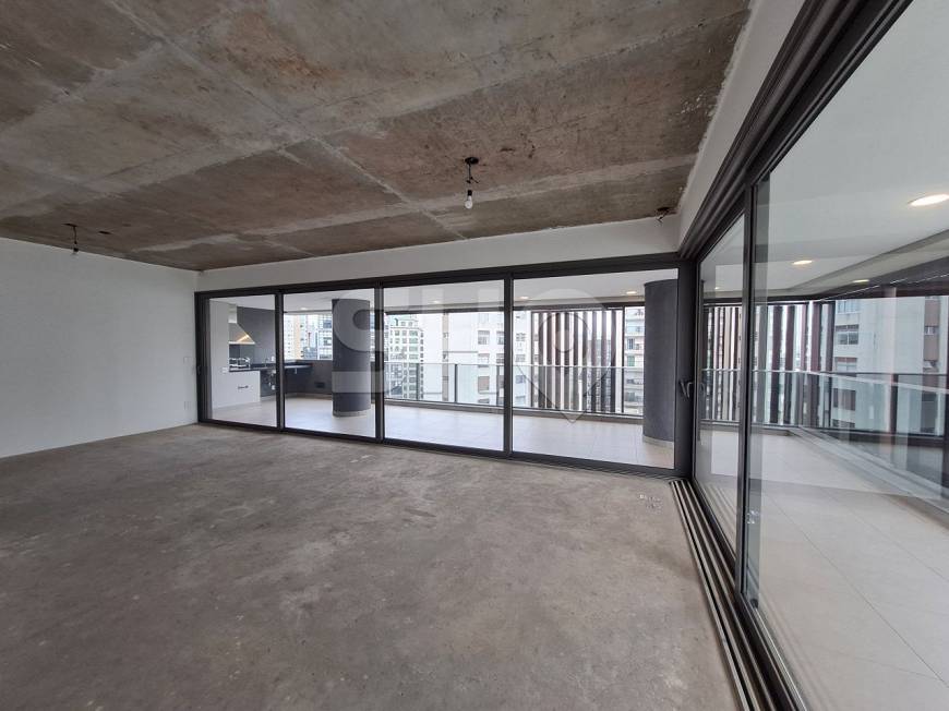 Foto 1 de Apartamento com 4 Quartos à venda, 247m² em Vila Nova Conceição, São Paulo