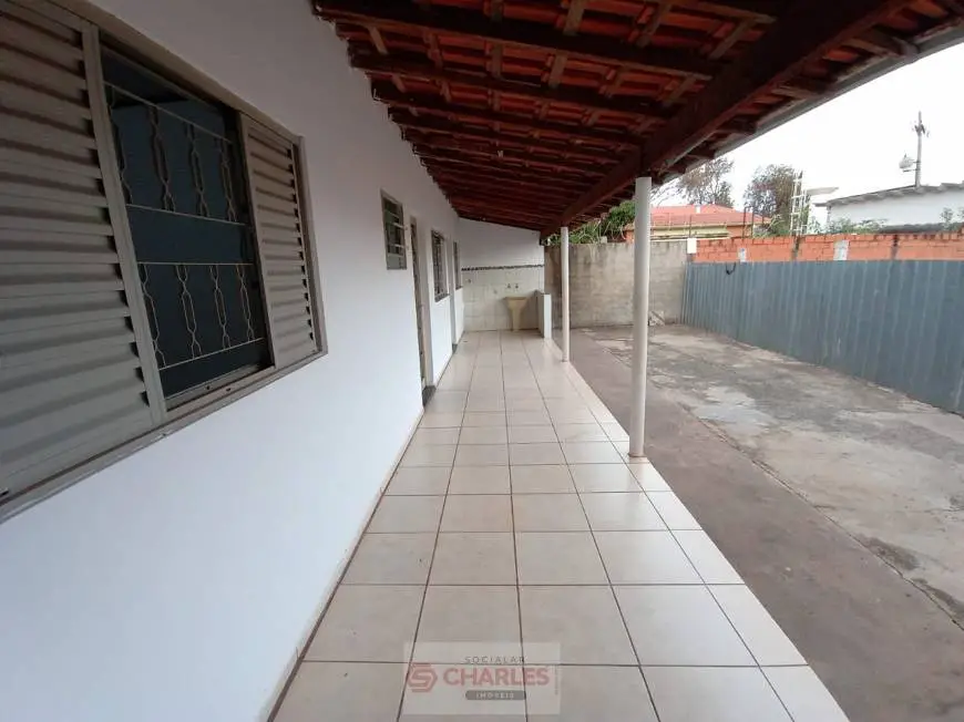 Foto 5 de Casa com 1 Quarto para alugar, 45m² em Vila Dias, Mogi Mirim