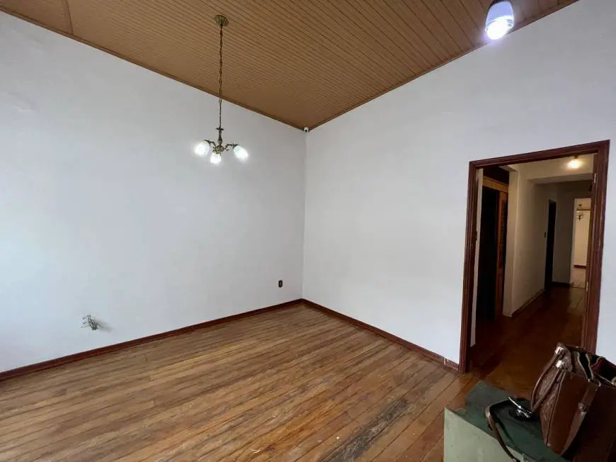 Foto 1 de Casa com 2 Quartos para alugar, 84m² em Centro, Bragança Paulista