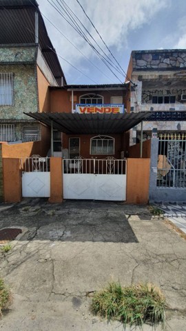 Foto 1 de Casa com 2 Quartos à venda, 100m² em Guadalupe, Rio de Janeiro