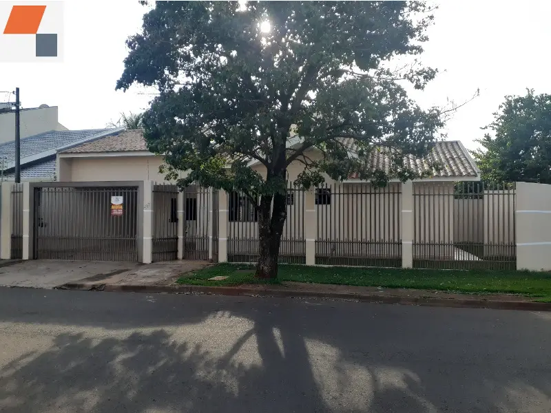 Foto 1 de Casa com 2 Quartos para alugar, 100m² em Jardim Real, Maringá