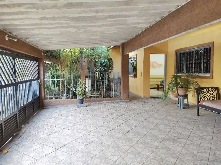 Foto 1 de Casa com 2 Quartos à venda, 188m² em Santa Terezinha, São Bernardo do Campo