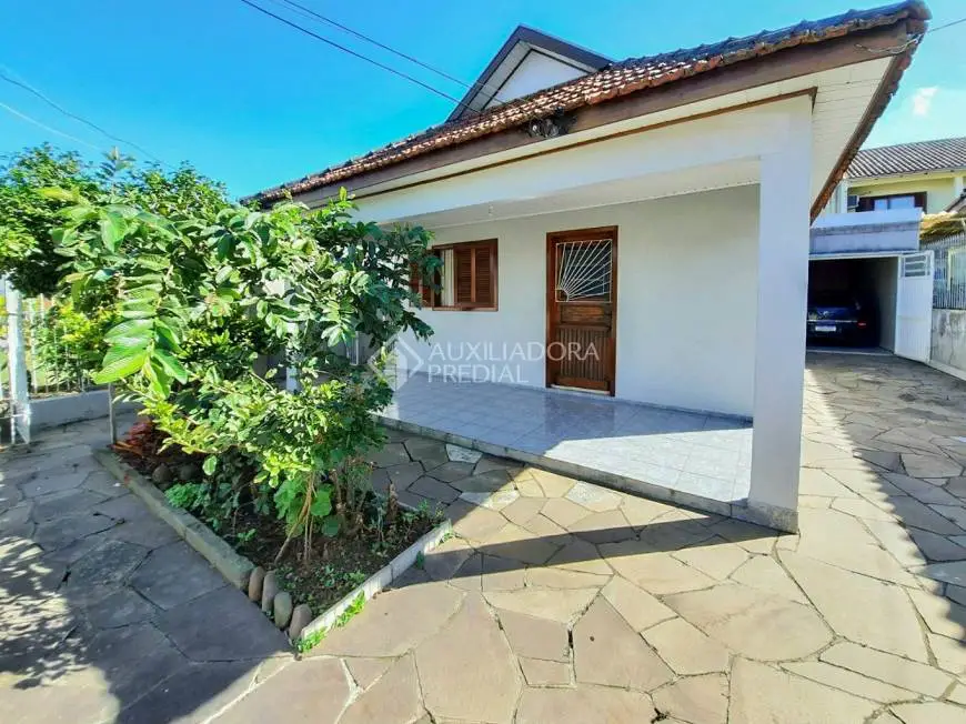 Foto 1 de Casa com 2 Quartos à venda, 78m² em São Luís, Canoas