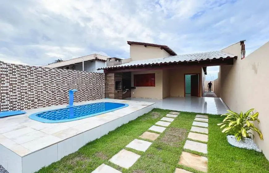 Foto 1 de Casa com 3 Quartos à venda, 130m² em Beira Mar, Luís Correia