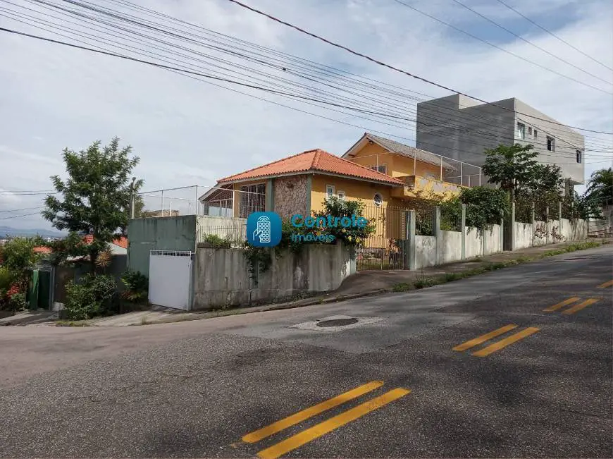 Foto 1 de Casa com 3 Quartos à venda, 133m² em Capoeiras, Florianópolis