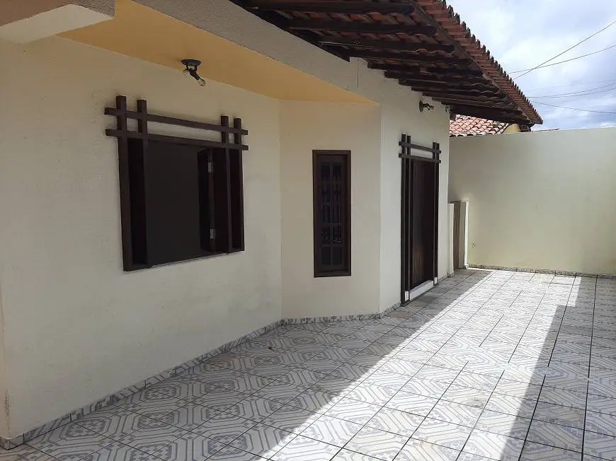 Foto 1 de Casa com 3 Quartos para alugar, 180m² em Cohama, São Luís