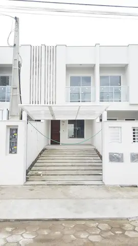 Foto 1 de Casa com 3 Quartos à venda, 97m² em Costa E Silva, Joinville