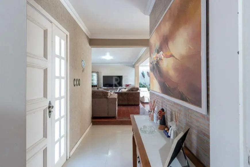Foto 4 de Casa com 3 Quartos à venda, 256m² em Espiríto Santo, Porto Alegre