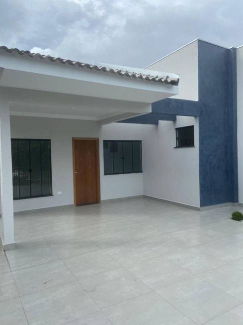 Foto 3 de Casa com 3 Quartos à venda, 74m² em Jardim Colina Verde, Maringá