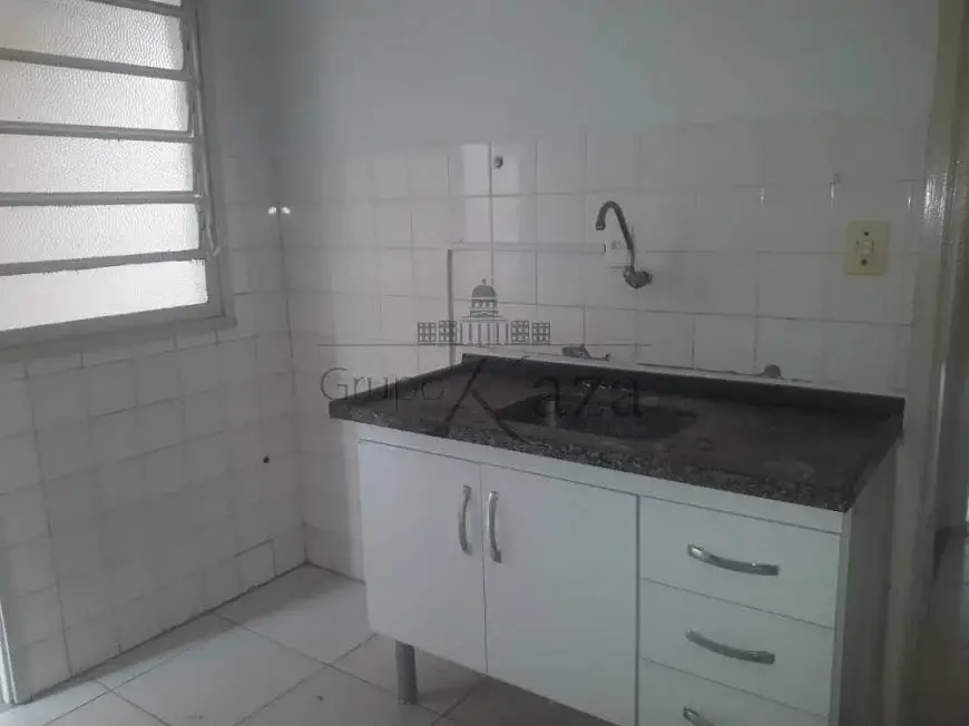 Foto 2 de Casa com 3 Quartos para alugar, 98m² em Jardim Satélite, São José dos Campos
