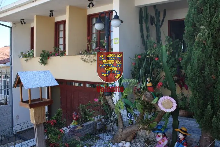 Foto 1 de Casa com 4 Quartos à venda, 316m² em Capoeiras, Florianópolis