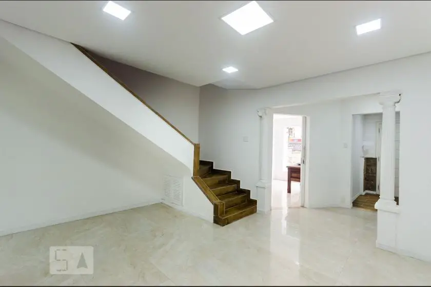 Foto 4 de Casa com 4 Quartos para alugar, 100m² em José Menino, Santos