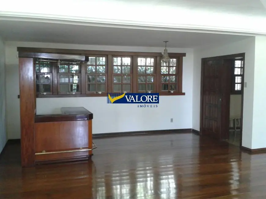 Foto 2 de Casa com 4 Quartos à venda, 435m² em São Lucas, Belo Horizonte