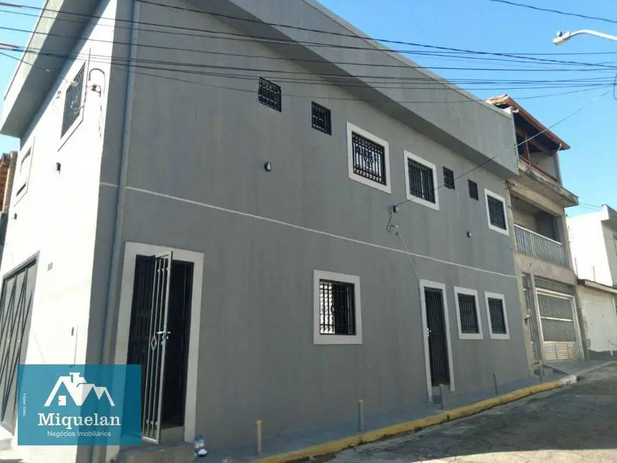 Foto 1 de Casa com 4 Quartos para alugar, 300m² em Vila Gustavo, São Paulo