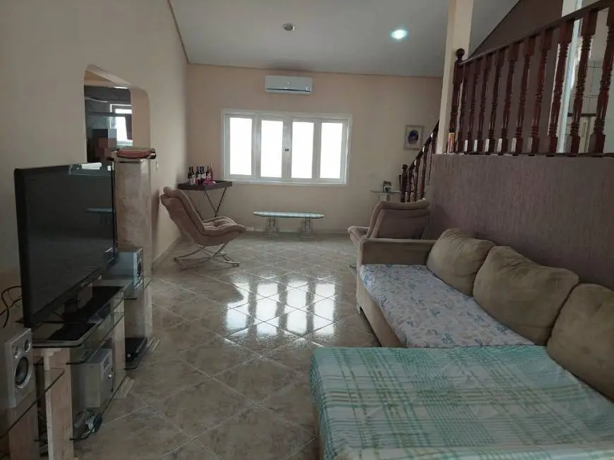 Foto 4 de Casa de Condomínio com 3 Quartos à venda, 240m² em Haras Bela Vista, Vargem Grande Paulista