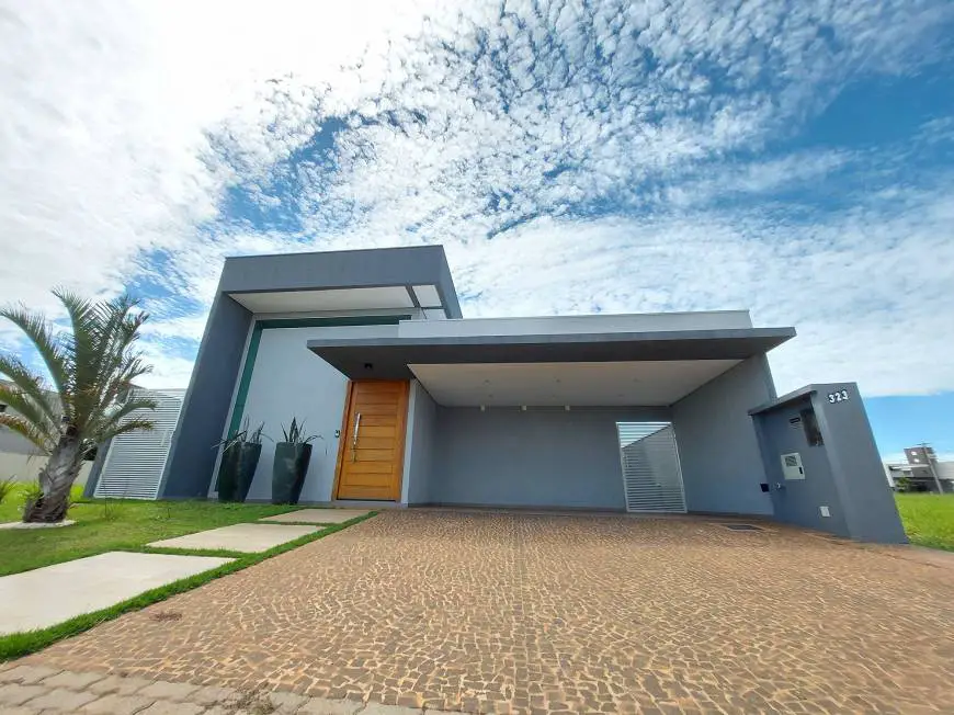 Foto 1 de Casa de Condomínio com 3 Quartos para alugar, 180m² em Terras Alpha Campo Grande, Campo Grande