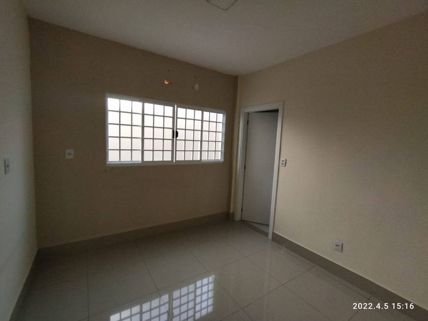 Foto 2 de Casa de Condomínio com 4 Quartos para alugar, 200m² em Jardim Itália, Cuiabá