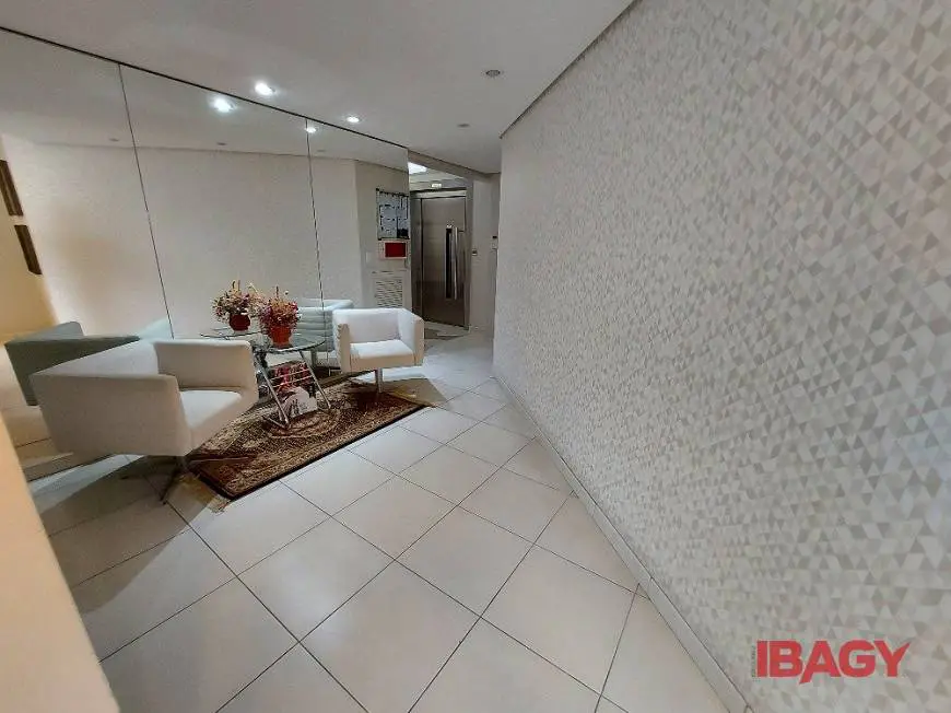 Foto 5 de Apartamento com 1 Quarto para alugar, 32m² em Centro, Florianópolis