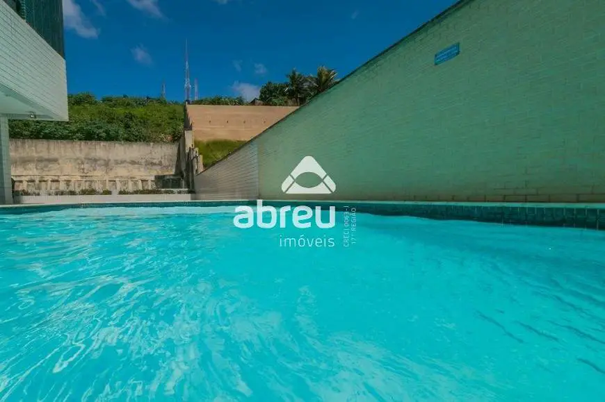 Foto 2 de Apartamento com 2 Quartos para alugar, 53m² em Areia Preta, Natal