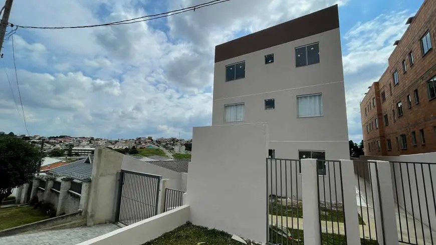 Foto 1 de Apartamento com 2 Quartos à venda, 46m² em Rio Verde, Colombo