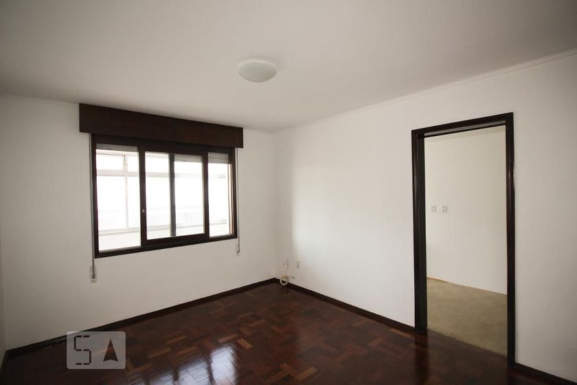 Foto 4 de Apartamento com 2 Quartos para alugar, 56m² em Vila Ipiranga, Porto Alegre