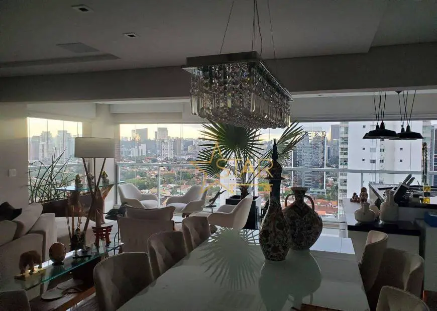 Foto 1 de Apartamento com 3 Quartos à venda, 270m² em Brooklin, São Paulo