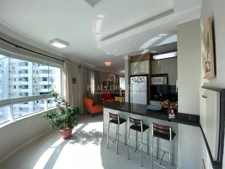 Foto 1 de Apartamento com 3 Quartos à venda, 134m² em Centro, Balneário Camboriú