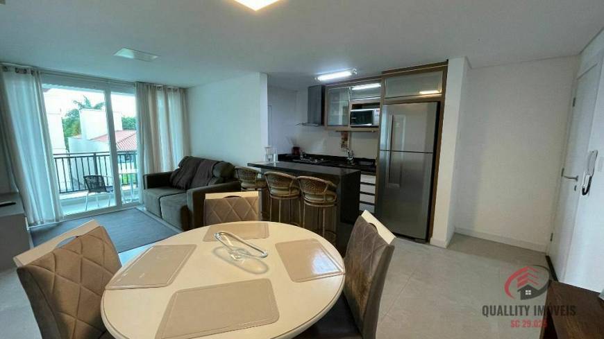 Foto 3 de Apartamento com 3 Quartos à venda, 106m² em Jurerê, Florianópolis