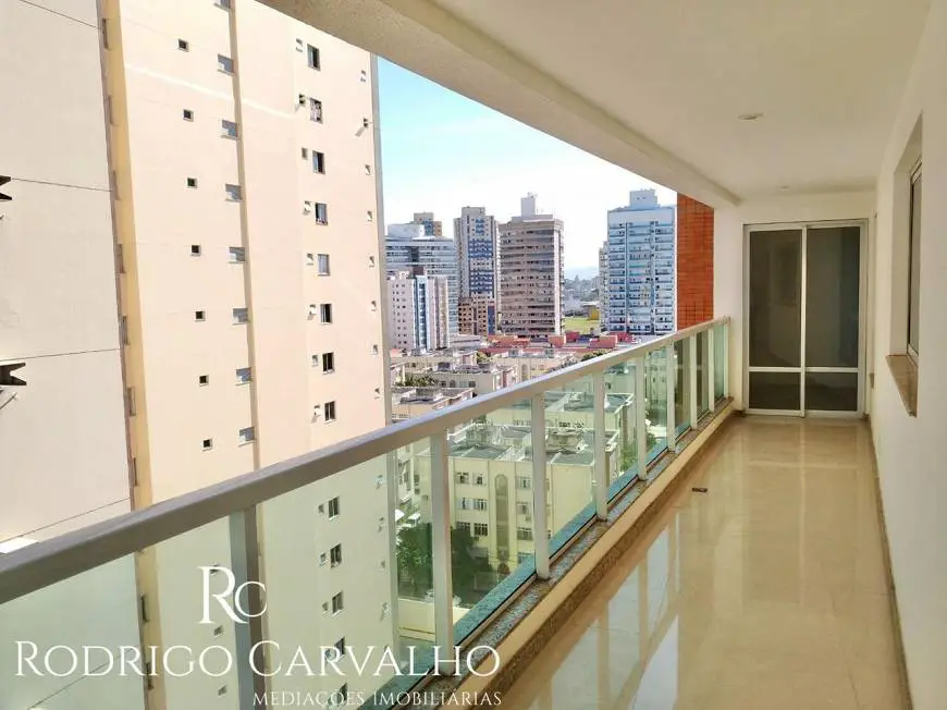 Foto 5 de Apartamento com 4 Quartos à venda, 130m² em Itapuã, Vila Velha