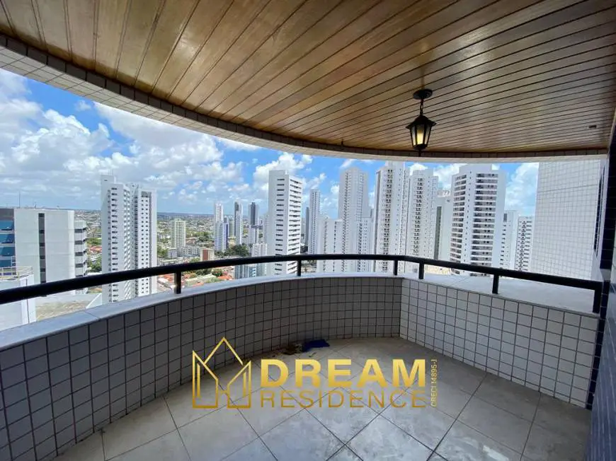 Foto 1 de Apartamento com 4 Quartos à venda, 160m² em Rosarinho, Recife