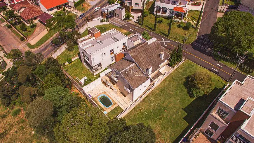 Foto 1 de Casa com 3 Quartos à venda, 262m² em Abranches, Curitiba