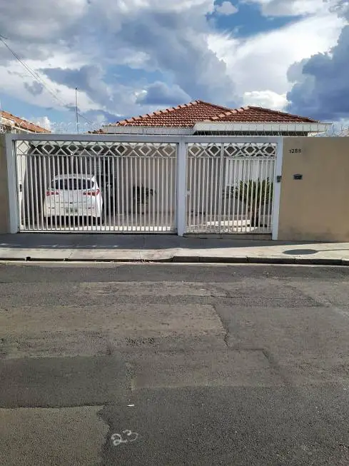 Foto 1 de Casa com 3 Quartos à venda, 242m² em Centro, São José do Rio Preto