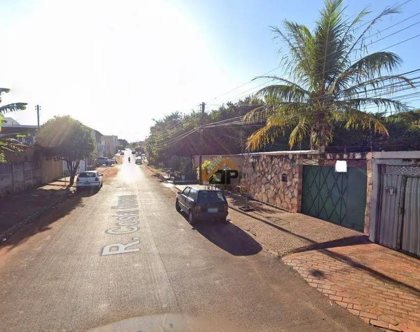 Foto 4 de Casa com 3 Quartos à venda, 187m² em Jardim Goiás, Rio Verde