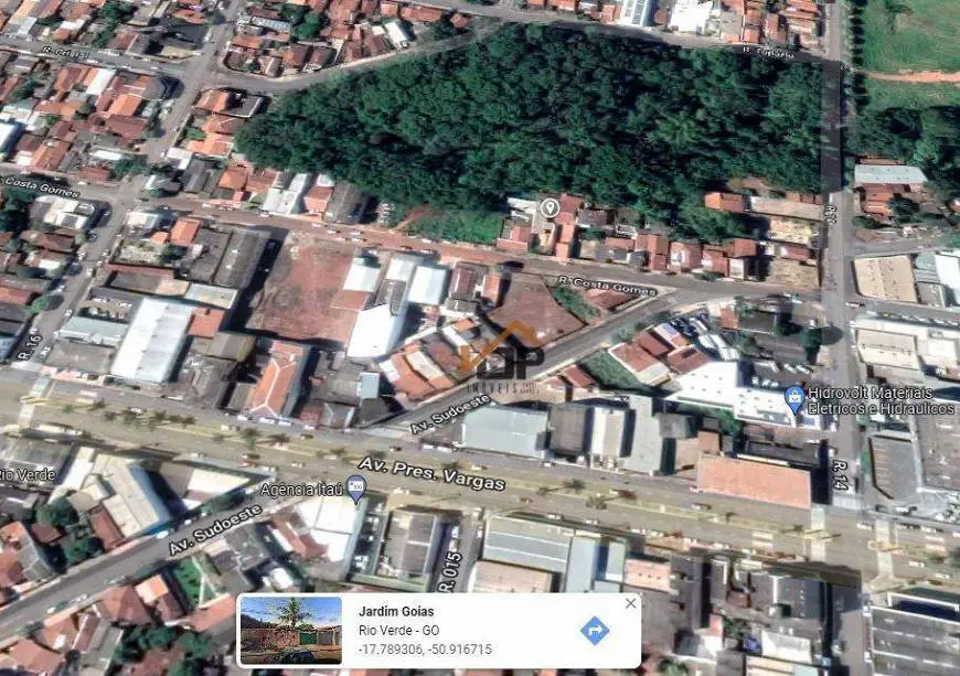 Foto 5 de Casa com 3 Quartos à venda, 187m² em Jardim Goiás, Rio Verde