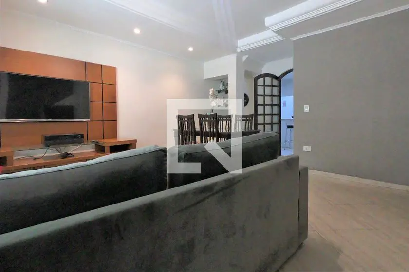 Foto 2 de Casa com 3 Quartos para alugar, 226m² em Vila Augusta, Guarulhos