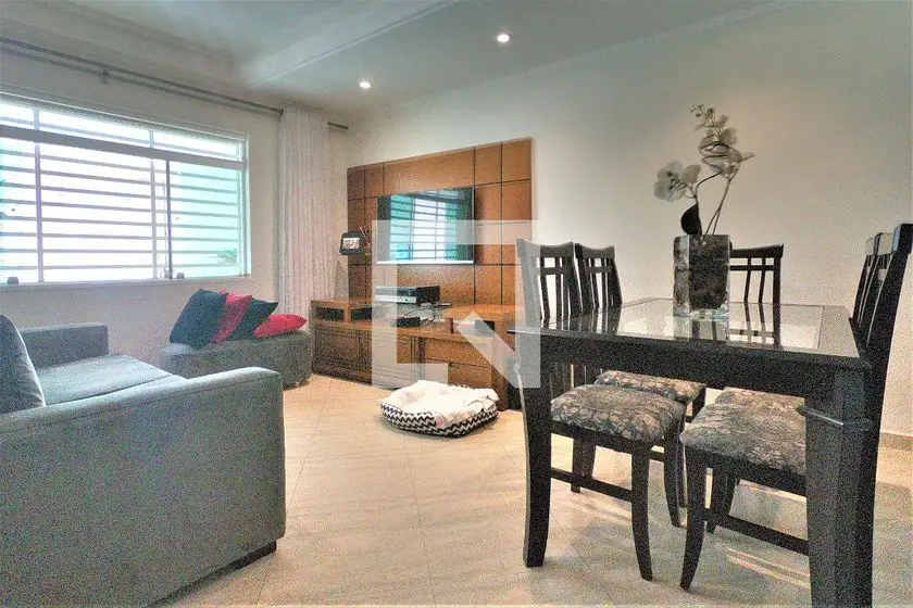 Foto 5 de Casa com 3 Quartos para alugar, 226m² em Vila Augusta, Guarulhos