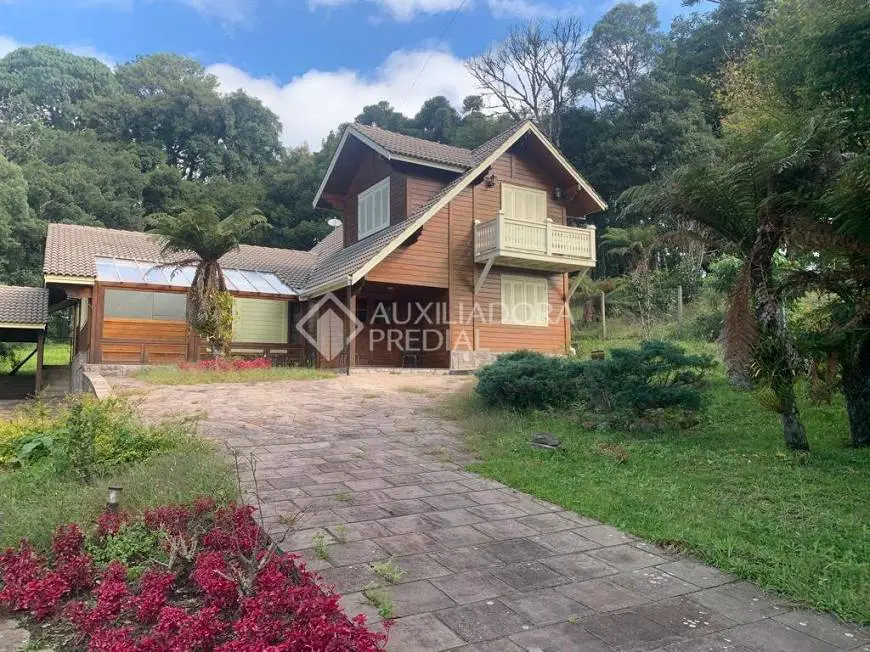 Foto 1 de Casa com 3 Quartos para alugar, 340m² em Vila Maggi, Canela
