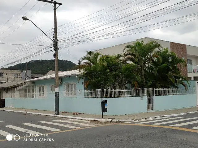 Foto 1 de Casa com 3 Quartos à venda, 240m² em Vila Real, Balneário Camboriú