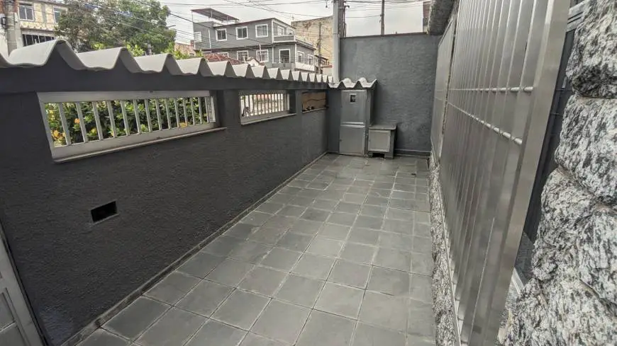 Foto 2 de Casa com 3 Quartos à venda, 287m² em Vista Alegre, Rio de Janeiro