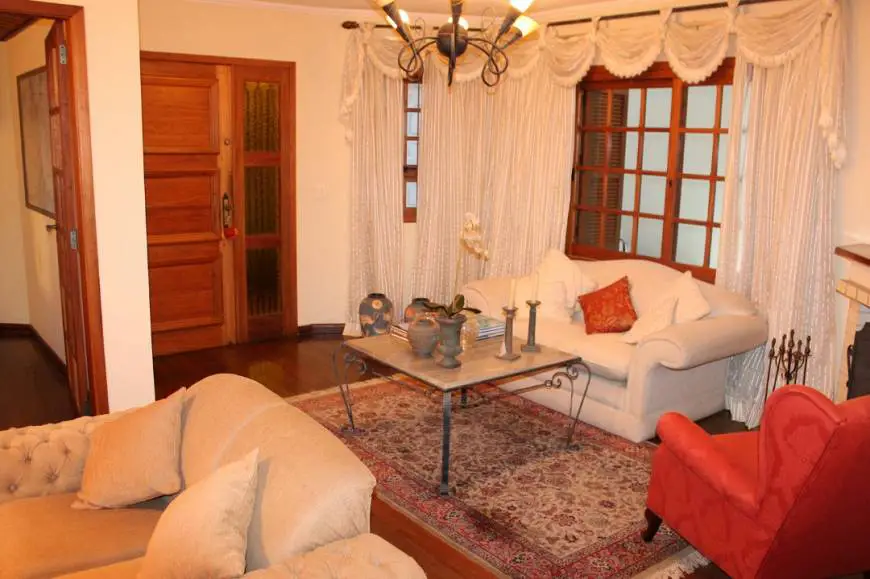 Foto 2 de Casa com 4 Quartos à venda, 277m² em Ipanema, Porto Alegre