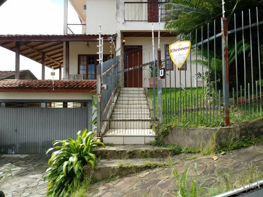 Foto 3 de Casa com 5 Quartos à venda, 269m² em Itacorubi, Florianópolis