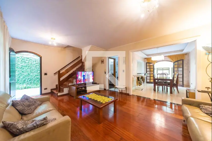 Foto 2 de Casa com 5 Quartos para alugar, 320m² em Jardim Bela Vista, Santo André