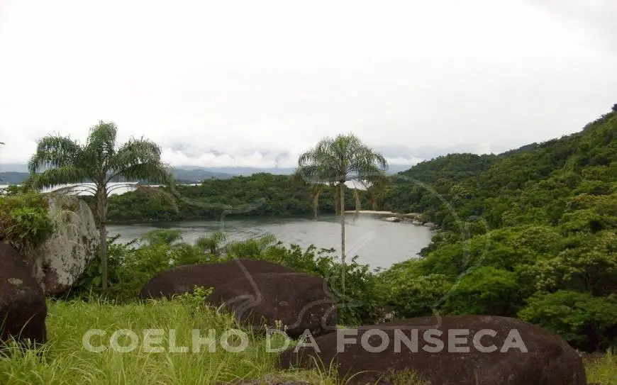 Foto 1 de Lote/Terreno à venda, 580000m² em Vila Velha, Angra dos Reis