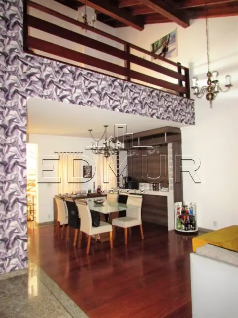 Foto 3 de Sobrado com 3 Quartos para venda ou aluguel, 390m² em Vila Camilopolis, Santo André