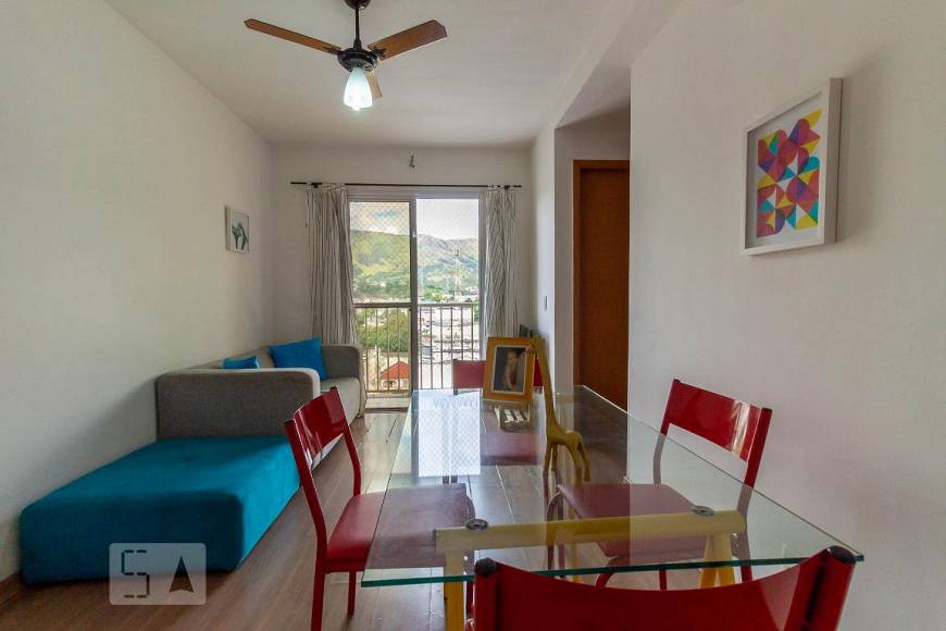 Foto 3 de Apartamento com 2 Quartos para alugar, 45m² em Cascadura, Rio de Janeiro