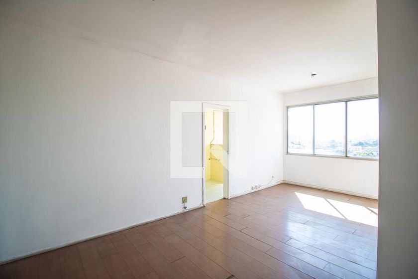 Foto 3 de Apartamento com 2 Quartos para alugar, 70m² em Cascadura, Rio de Janeiro